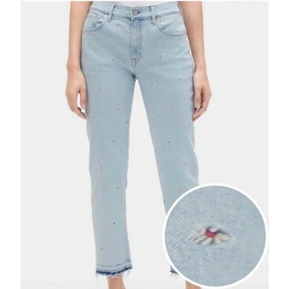 GAP Denim - GAP Light Wash Floral Embroidered Girlfriend’s Jeans Women Sz 16/33